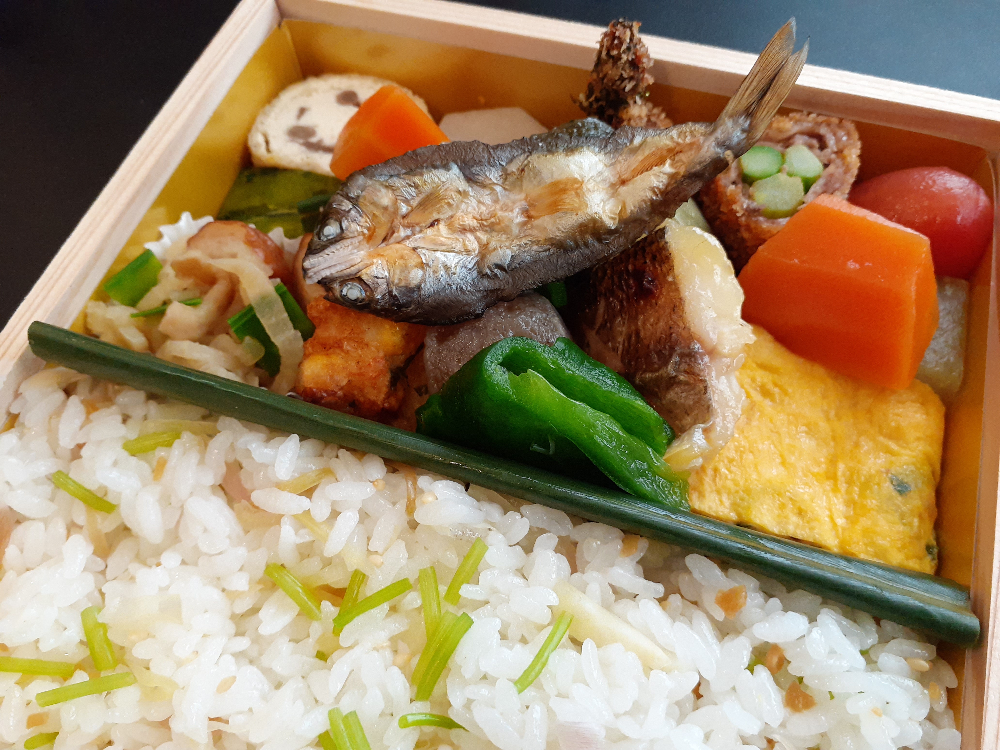 5．5寸　四角折詰め弁当